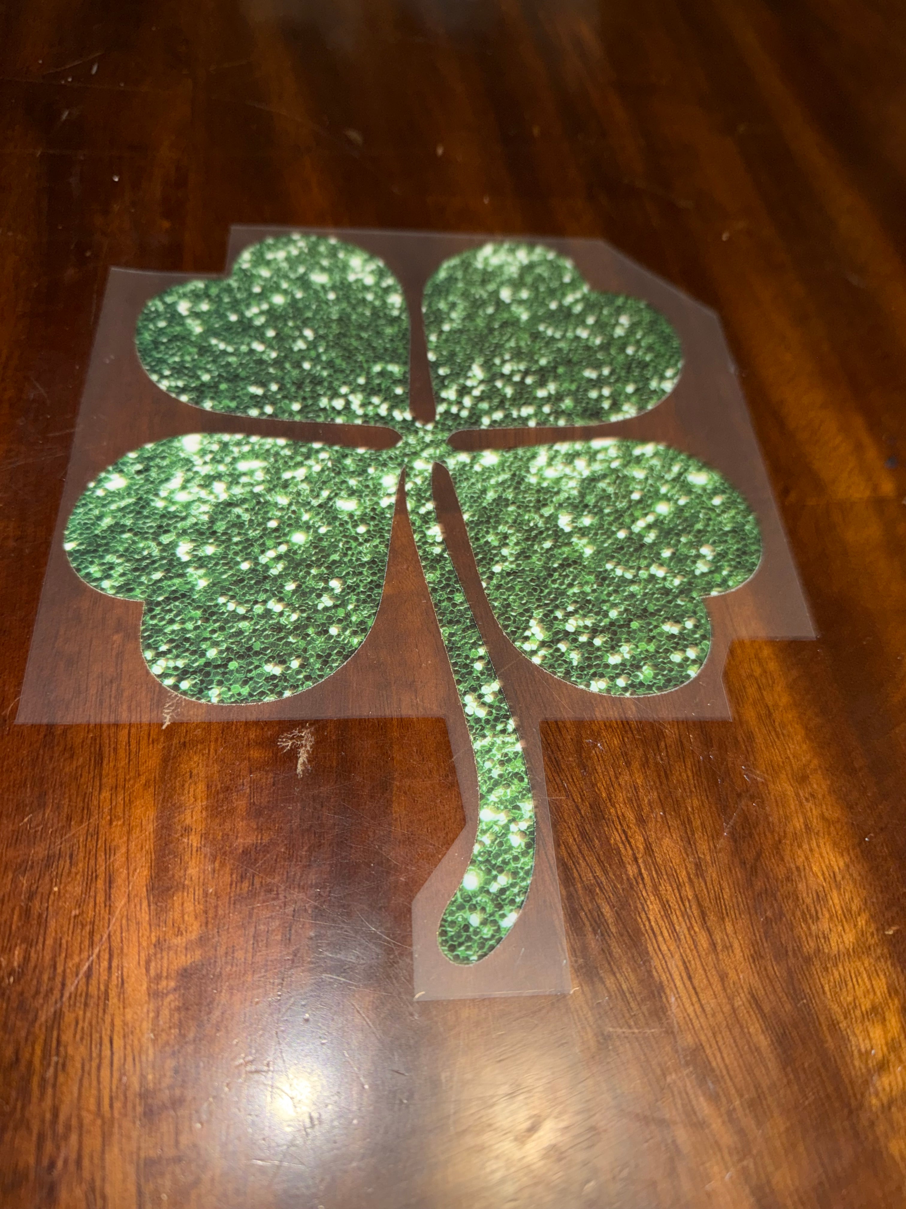 Sparkle shamrock
